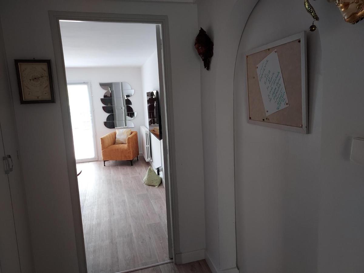 Rez-De-Chaussee Privatif Spacieux 3* D'Une Villa Centre Ville Hyères Zewnętrze zdjęcie