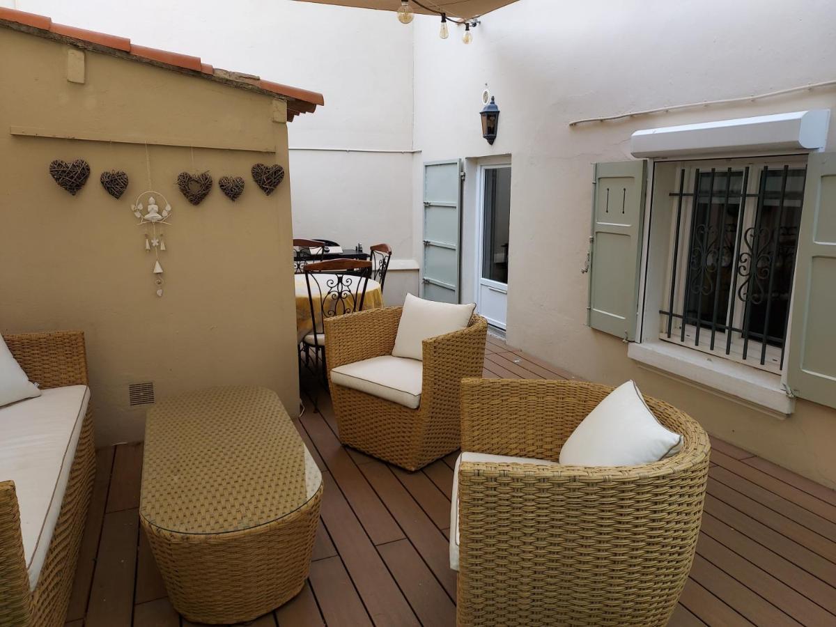 Rez-De-Chaussee Privatif Spacieux 3* D'Une Villa Centre Ville Hyères Zewnętrze zdjęcie
